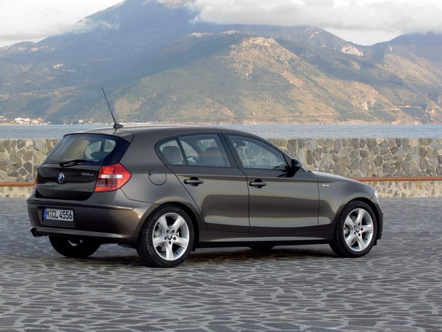  BMW 120d 5-Door 2007 года  (фото 14 из 53)